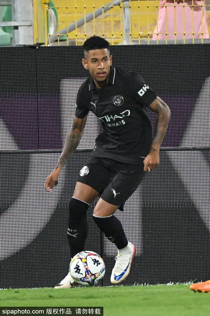 多纳鲁马与曼城达成个人协议：这笔交易将如何影响欧洲足坛？